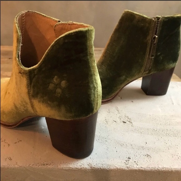 Last One Anthropologie Patricia Nash Green Booties - Picture 8 of 8